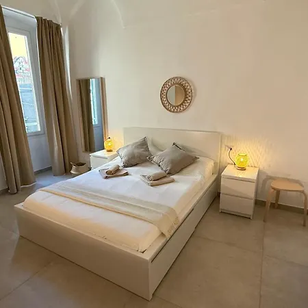 Apartment Centro Storico - Palazzo Manara - East Sanremo