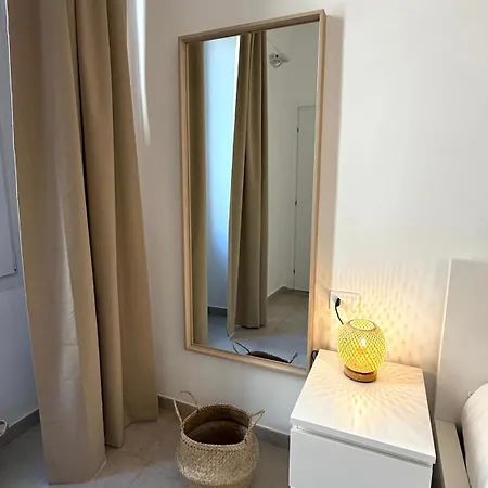 Centro Storico - Palazzo Manara - East Apartment