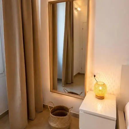 Centro Storico - Palazzo Manara - East Apartment Sanremo